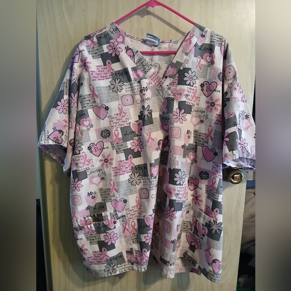 Scrubs H.Q. SCRUBS TOP Womens  Plus Size 3XL V-Neck Breast Cancer Theme